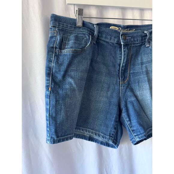 Old Navy Sweetheart Women’s Denim Shorts - 12 - Picture 2 of 7